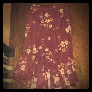 Floral maxi skirt high/low hem